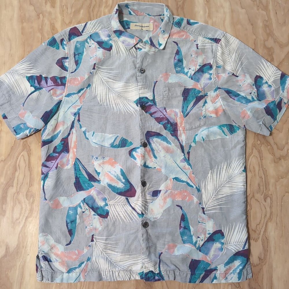 TOMMY BAHAMA Shadow Fronds Silver Gray Feathers Silk Hawaiian Shirt Med Rare EUC